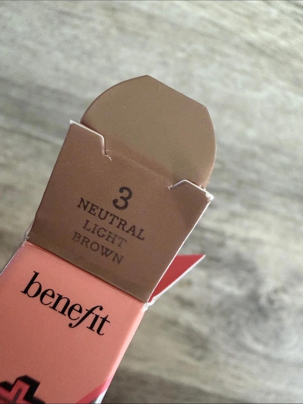 Benefit Gimme Brow+ Brow-Volumizing Fiber Gel light brown